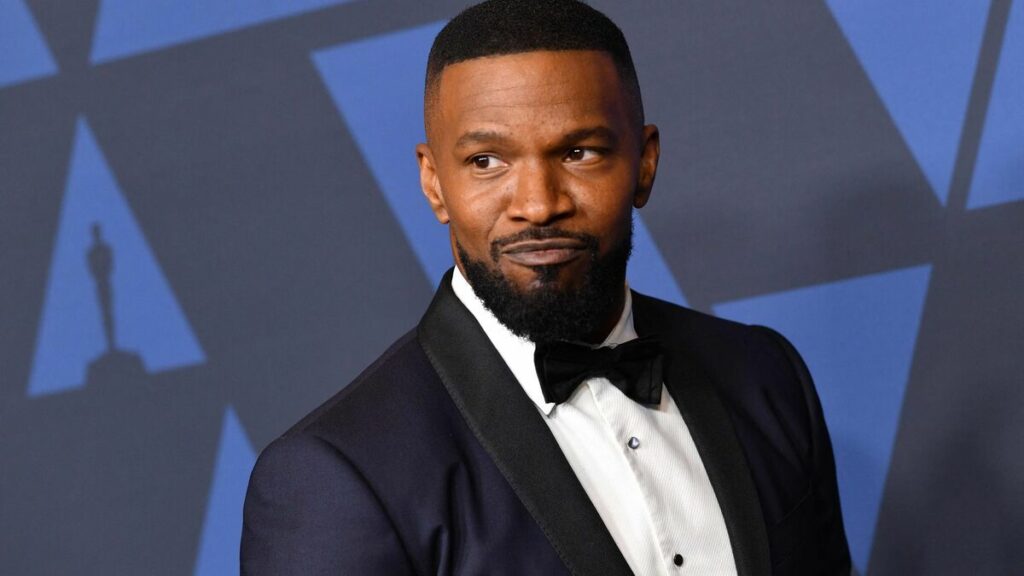 « Quelqu’un lui a jeté un verre » : la soirée d’anniversaire de Jamie Foxx se termine avec des points de suture