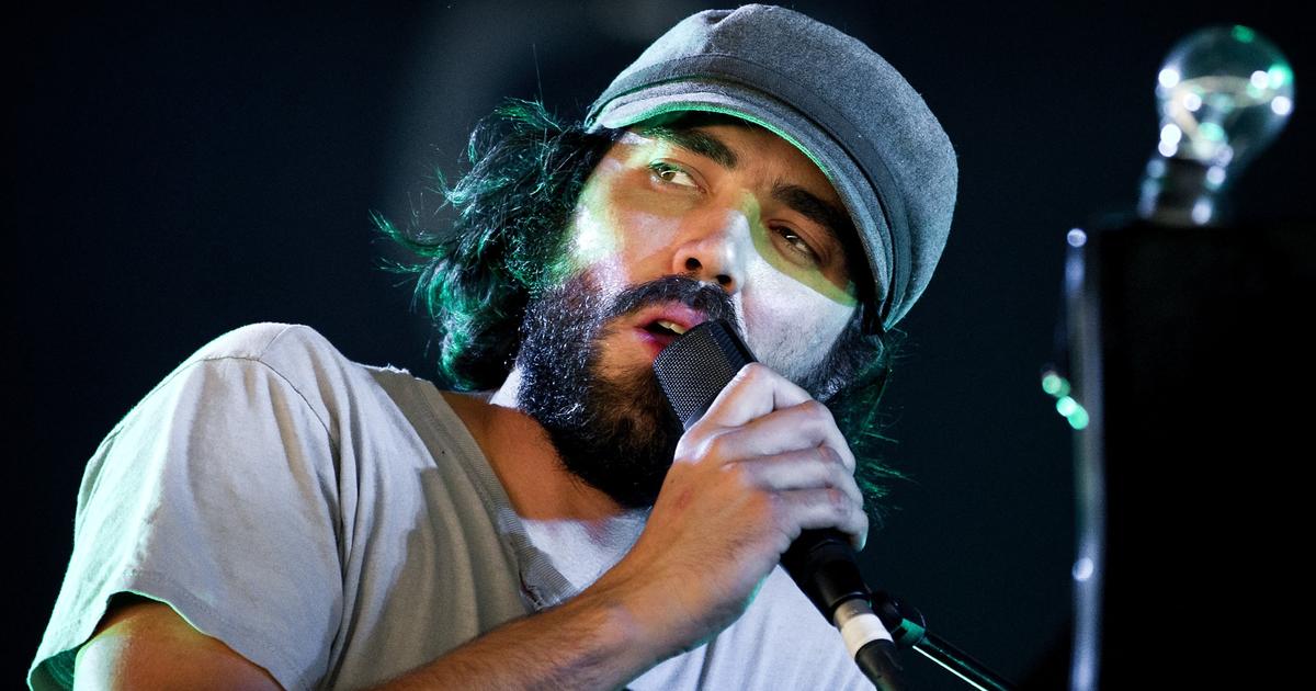 Qui est Patrick Watson, le chanteur francophone au milliard d’écoutes ?