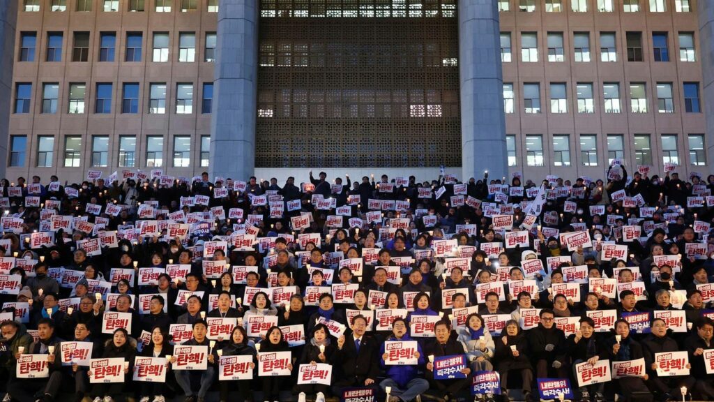 Regierungschaos in Seoul: Südkoreas Präsident ruft Kriegsrecht aus – Abgeordnete stürmen Parlament