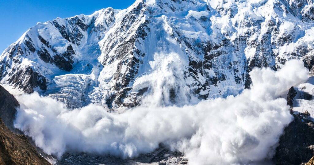 Savoie : une skieuse tuée par une avalanche dans un secteur hors-piste