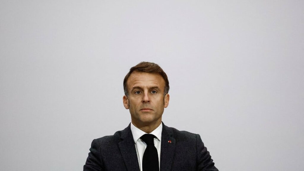 S'il démissionnait, Emmanuel Macron pourrait-il se présenter à sa propre succession?