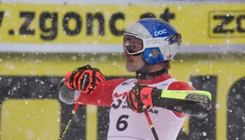 Ski alpin : Marco Odermatt renoue avec le succès à Val d’Isère