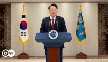 Südkoreas Präsident Yoon Suk Yeol vom Dienst suspendiert