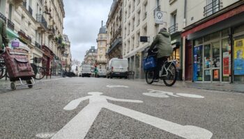 Trottoirs élargis, trafic limité, vitesse abaissée : dans le premier « cœur piéton » de Paris, « les gens revivent »