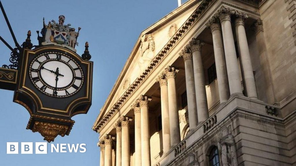 UK interest rates held at 4.75%