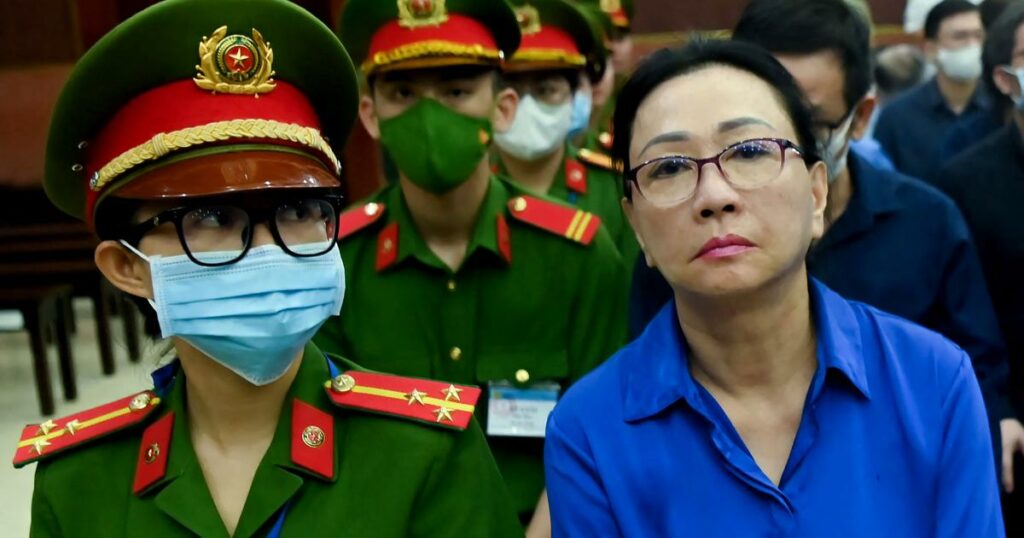 Une Vietnamienne au cœur du plus grand scandale financier du pays doit réunir neuf milliards de dollars pour échapper à la peine de mort