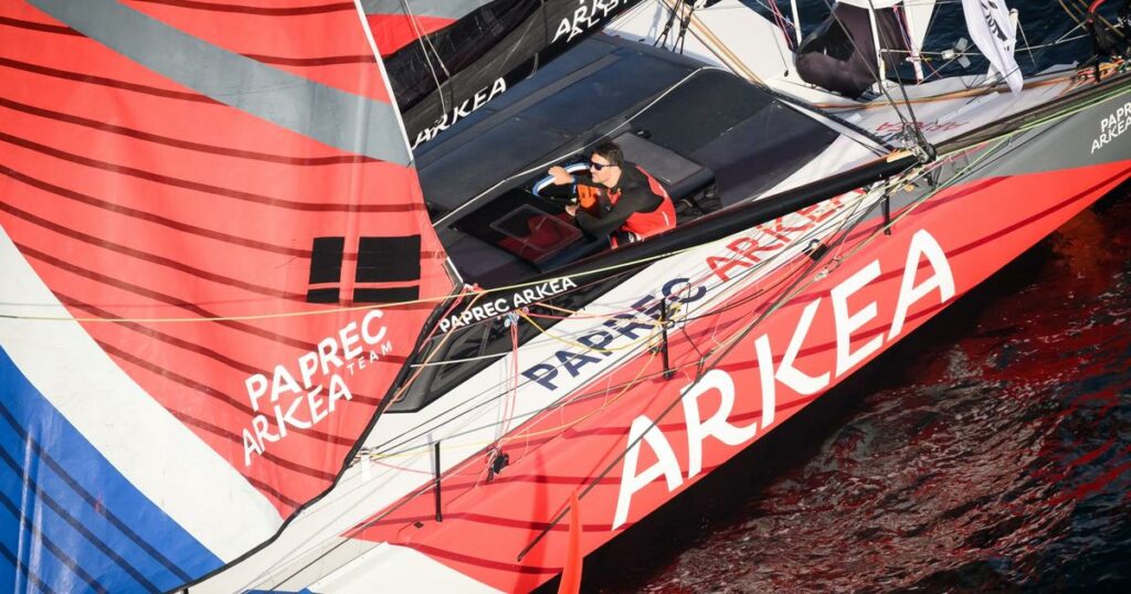 Vendée Globe : Richomme maintient son avance sur Dalin, Bestaven subit une avarie