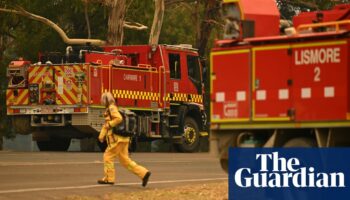 Victoria prepares for worst fire conditions since black summer as Grampians bushfire rages