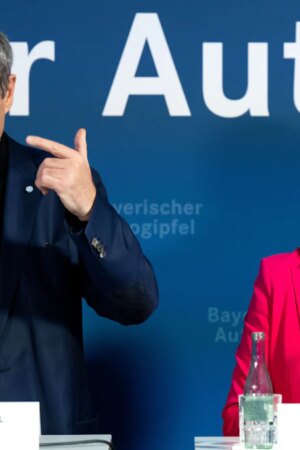 Wirtschaftskrise: Söders Ideen für die „Autowende“