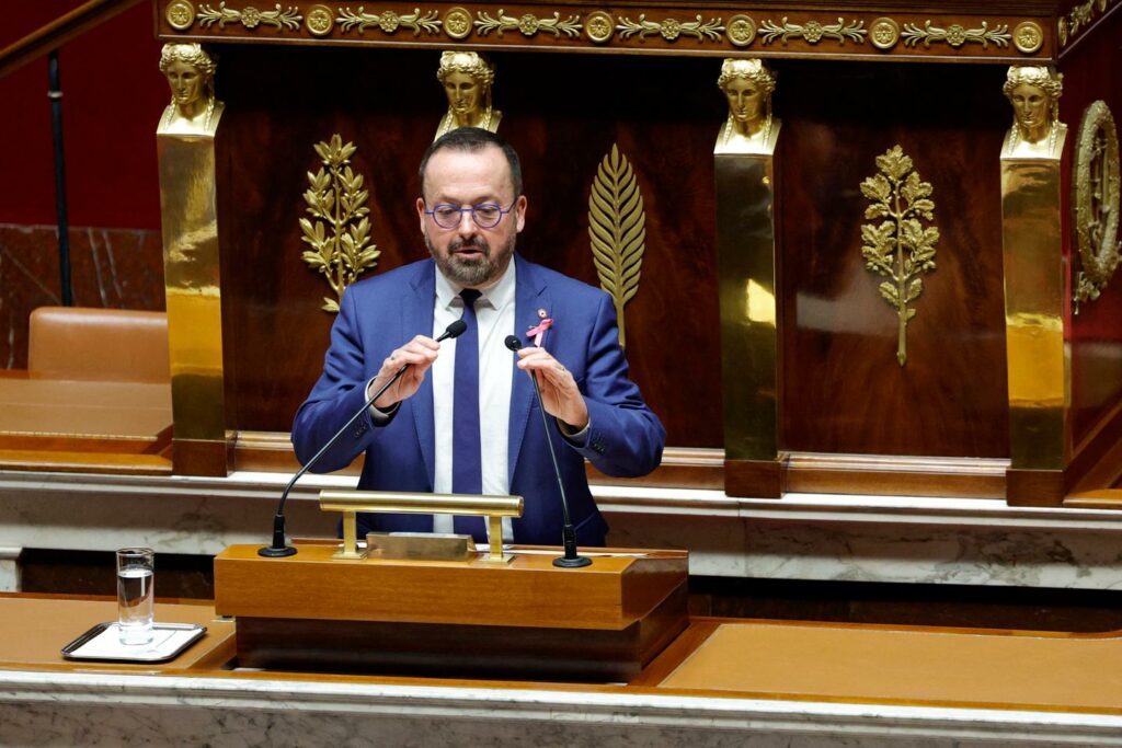 Yannick Neuder, un septième ministre de la santé face à un secteur en crise