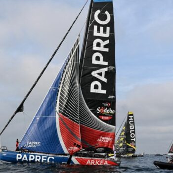 Vendée Globe : "50 jours, ça se sent", "tout le monde est usé", confie le skipper Yoann Richomme