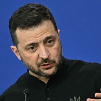 Guerre en Ukraine : Zelensky veut battre la Russie sur le « champ de bataille » en 2025, mais pas seulement