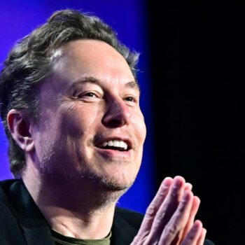 Le propriétaire de X Elon Musk le 6 mai 2024 à Los Angeles