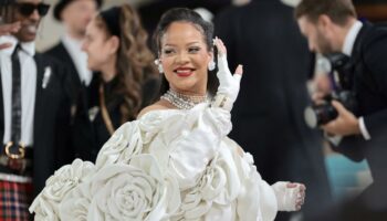 Rihanna révèle être sobre depuis un an à l’occasion du Réveillon