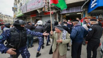 Les combats interpalestiniens de Jénine au cœur de la polémique sur la suspension d’Al Jazeera