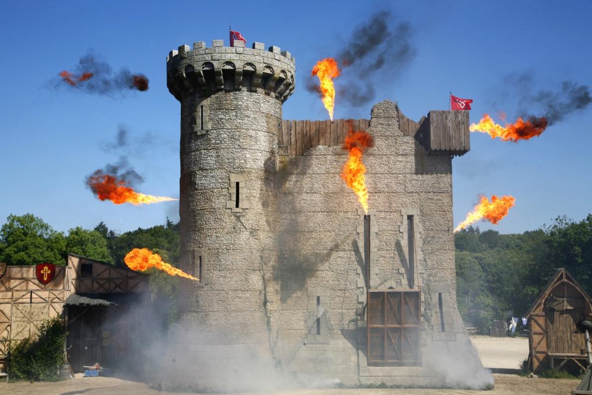 « Un Futuroscope à l’envers » : en 2023, l’historien Patrick Boucheron raconte sa visite au Puy du Fou