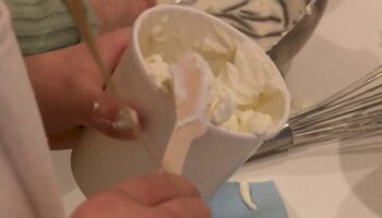 Oise : à Chantilly, l’apprentissage de la crème est tout un art