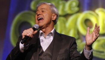 Wayne Osmond performs during a taping of the Osmonds 50th anniversary show at the Orlean's casino in Las Vegas on Tuesday, Aug. 14, 2007. (AP Photo/Isaac Brekken)