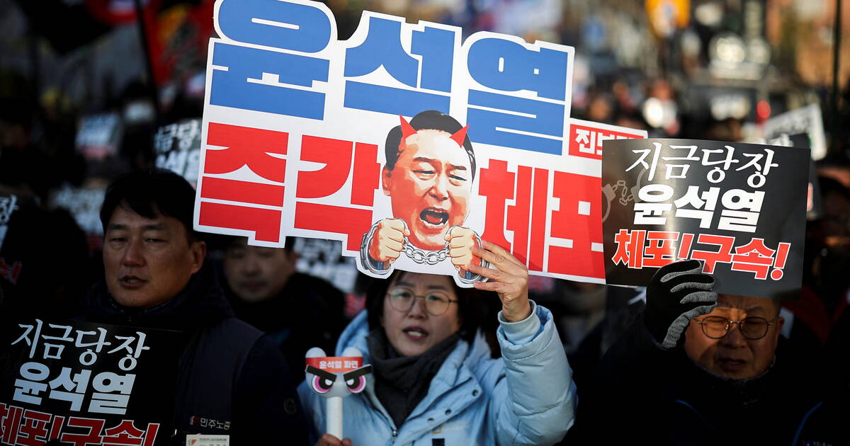 Corée du Sud : protégé par ses gardes du corps, le président déchu Yoon Suk Yeol parvient à faire échouer son arrestation