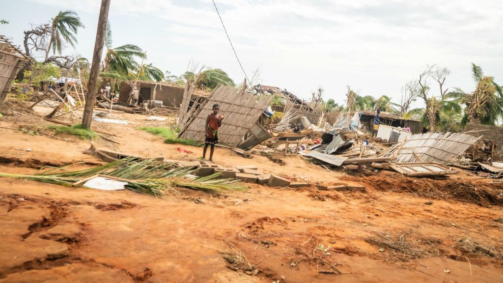 Mozambique : après le cyclone Chido, le bilan s’alourdit à « 160 morts » dans un pays frappé par une crise politique