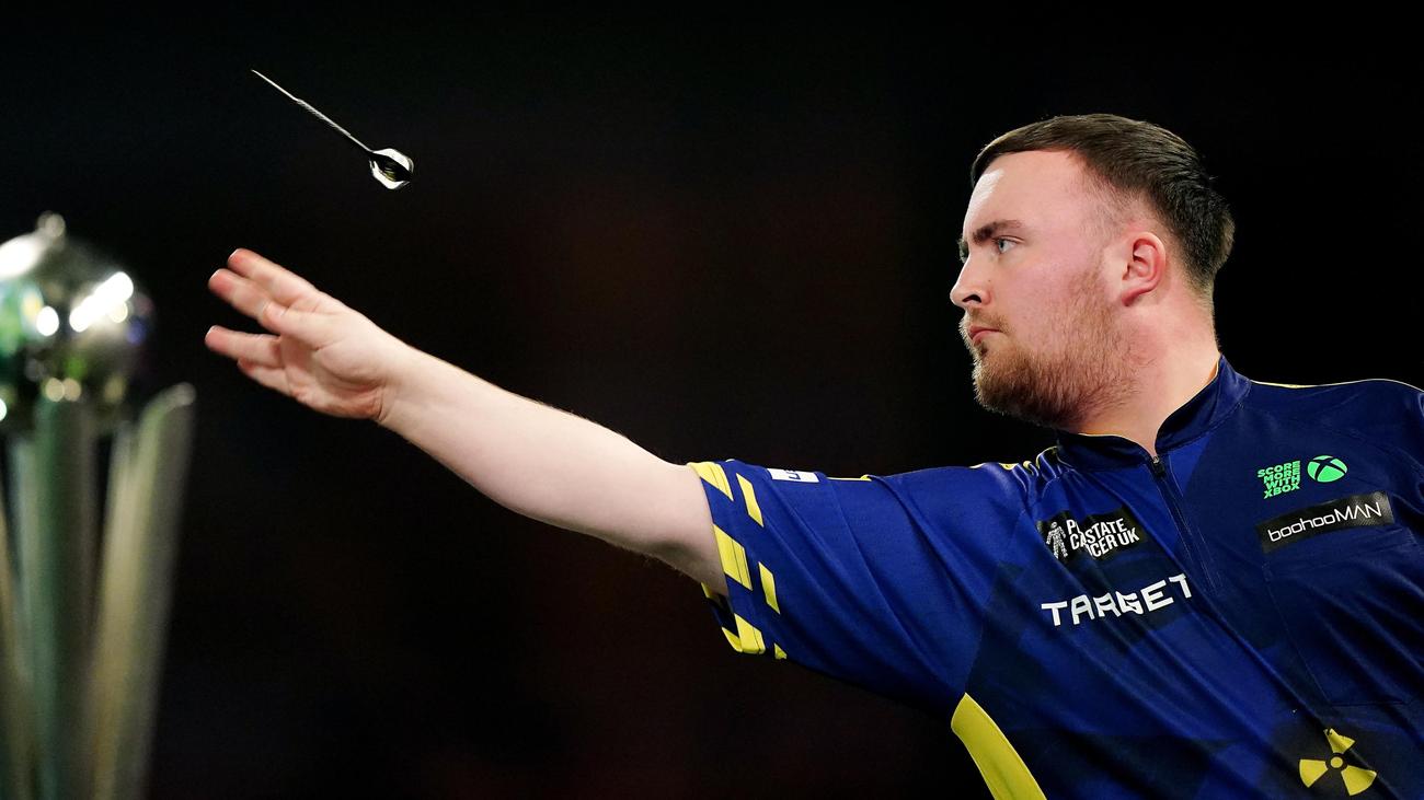 Darts: Luke Littler gewinnt Darts-Weltmeisterschaft