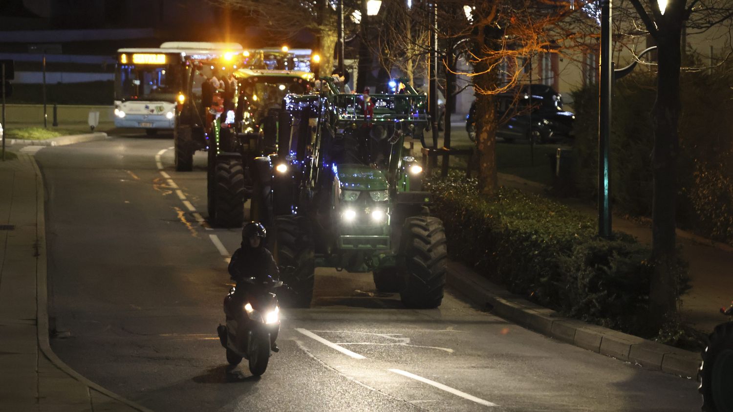 Mobilisation des agriculteurs : la Coordination rurale appelle "à monter sur Paris" dimanche, "plusieurs dizaines de tracteurs prêts à se positionner"