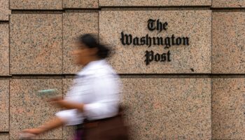 La dessinatrice du "Washington Post" Ann Telnaes démissionne après un dessin critiquant Jeff Bezos