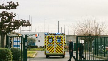 Prise d’otages à la prison d’Arles : suspension de la garde à vue du détenu, hospitalisé en psychiatrie