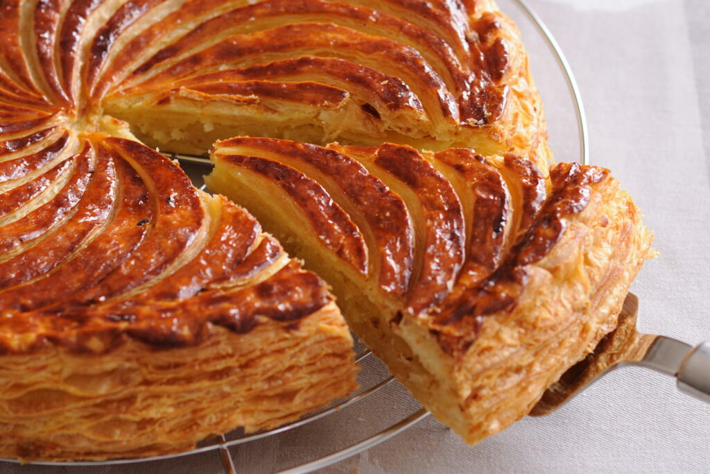 Épiphanie 2025 : notre recette facile de la galette des rois à la frangipane