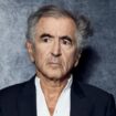 Entre deux insomnies, Bernard-Henri Lévy, ici à Rome le 21 octobre 2021, publie aujourd'hui "Nuit blanche".