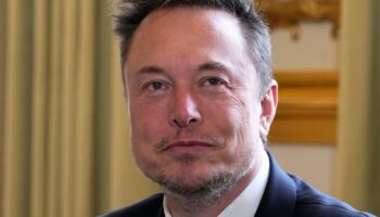 Le PDG de Tesla et SpaceX, Elon Musk, le 15 mai 2023 à l'Elysée à Paris