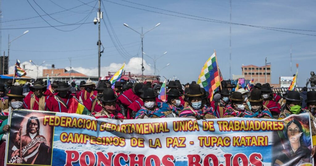 Les partisans d’Evo Morales affluent vers son fief pour “garantir sa protection”