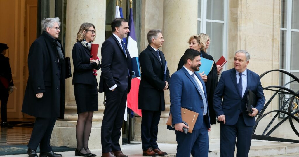 Les ministres sortants du gouvernement Barnier à l'issue du Conseil des ministres à l'Elysée, le 11 décembre 2024 à Paris