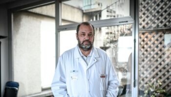 Le Pr Renaud Piarroux est épidémiologiste, chef de service de parasitologie à l'hôpital de la Pitié-Salpêtrière à Paris, et spécialiste de la gestion des épidémies.