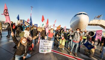 La liberté d’expression ne justifie pas de bloquer des trains ou des avions, selon la Cour de Cassation