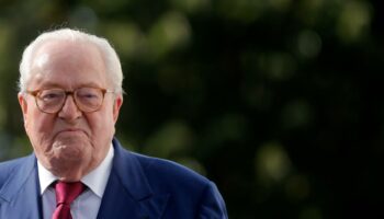 Mort de Jean-Marie Le Pen : une cérémonie d’hommage prévue à Paris après ses obsèques à La Trinité-sur-Mer