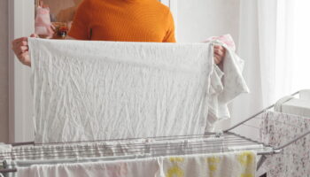 Les draps sèchent en 4 heures avec cette astuce toute simple - sans sèche-linge ni chauffage