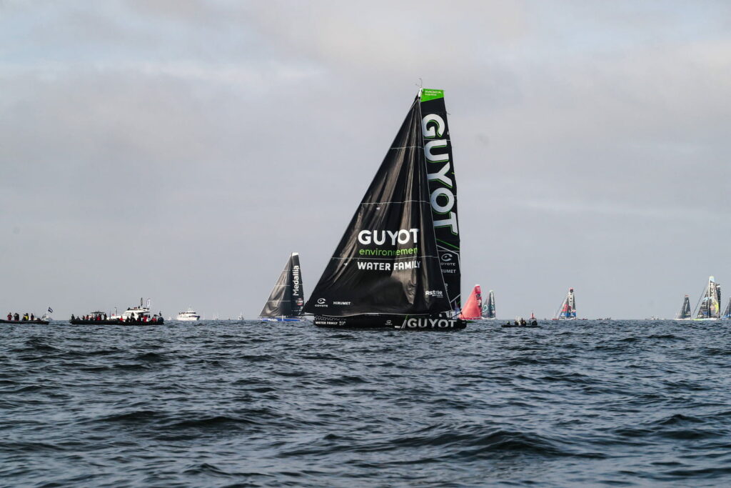 Vendée Globe 2024 : on connaît la date d'arrivée, classement et carte en direct