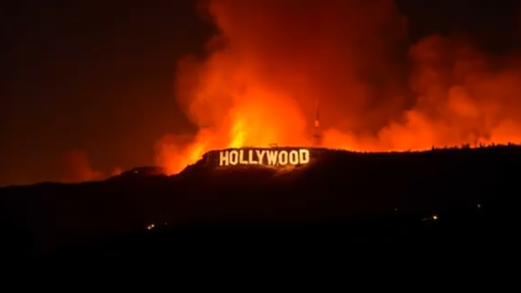 Incendies à Los Angeles : le panneau Hollywood en flammes ? Ne vous faites pas avoir par ces photos