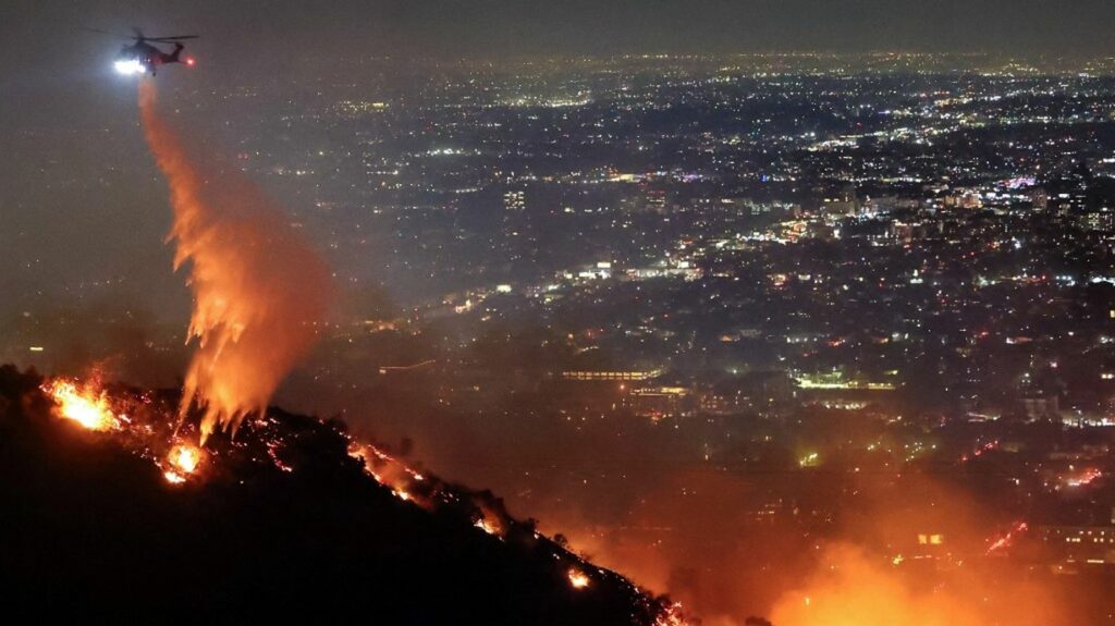 Incendies à Los Angeles : James Woods, Billy Crystal, Mandy Moore, Paris Hilton, Laeticia Hallyday, ces stars dont les maisons ont été réduites en cendres