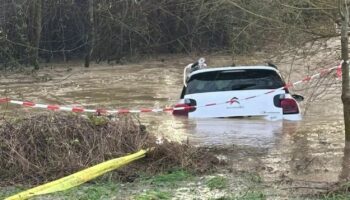 Crues : un couple de retraités sauvé in extremis de la noyade en Vendée