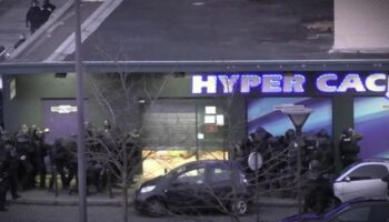 Attentat de l’Hypercacher : "Cela fait 10 ans, mais c’est toujours aussi frais dans notre mémoire", raconte le proche d’une des otages tués par Amedy Coulibaly