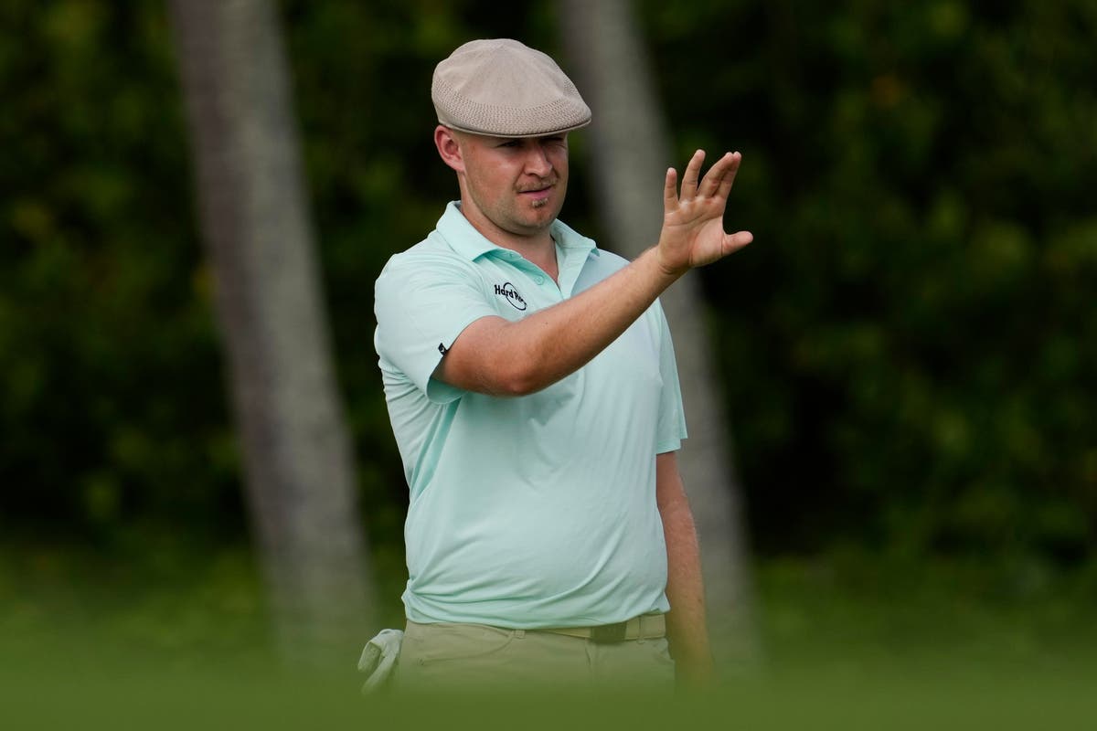 England’s Harry Hall nabs share of lead after first round of Sony Open