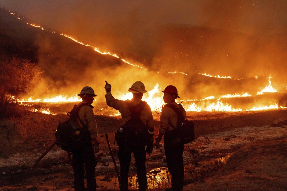 Incendies à Los Angeles : le bilan humain monte à 10 morts, des renforts militaires déployés