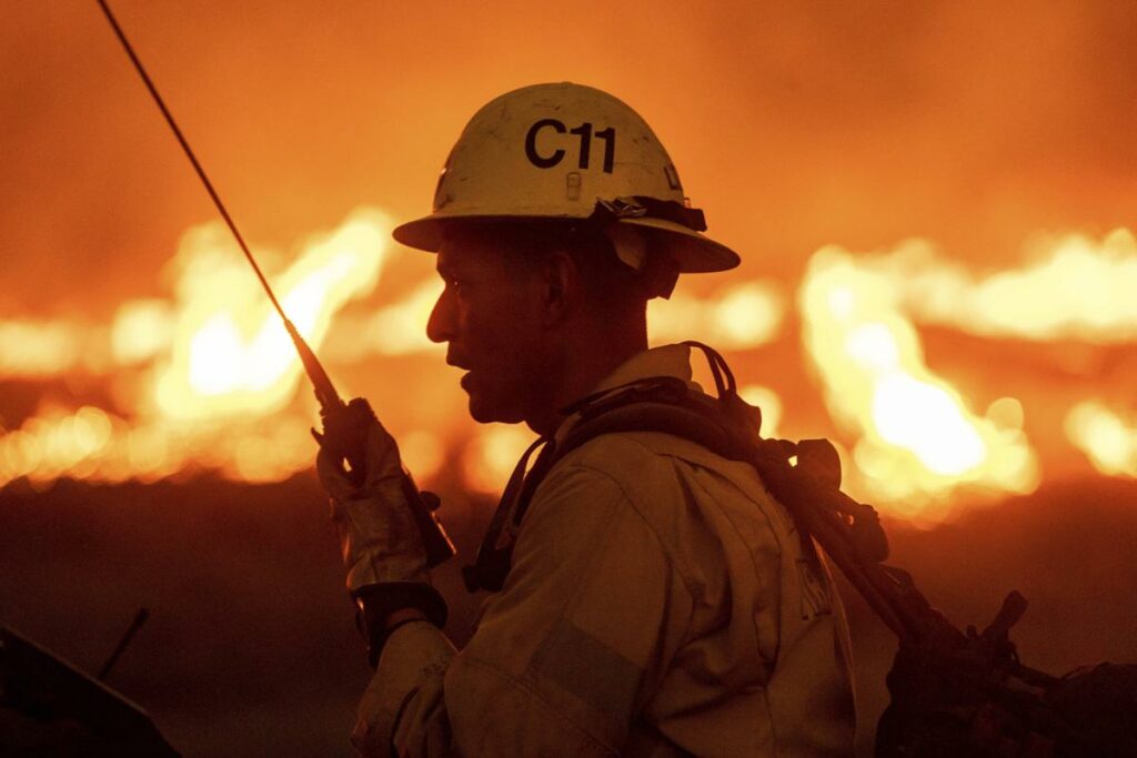 Incendies à Los Angeles : « Des feux de végétation qui se transforment en feux urbains, c’est le scénario le plus redouté »