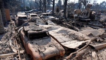 Are cars 'structures'? Here's a look at how damage is tallied in devastating Los Angeles wildfires