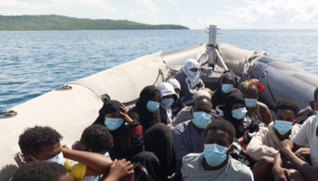 Mayotte : malgré le passage du cyclone Chido, les migrants illégaux continuent la traversée