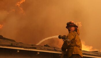 Incendies à Los Angeles, Venezuela et TikTok : les informations de la nuit