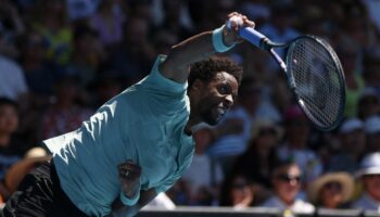 Tennis : à 38 ans passés, Gaël Monfils gagne son 13e titre ATP à Auckland et devient le vainqueur de tournoi le plus âgé depuis 1977