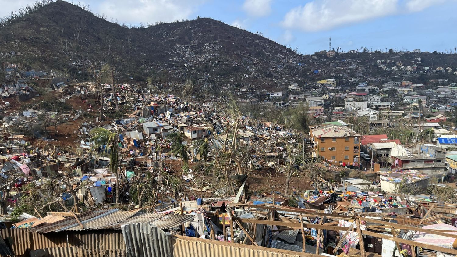 Le département de Mayotte placé en alerte orange à l'approche du cyclone Dikeledi, annonce la préfecture